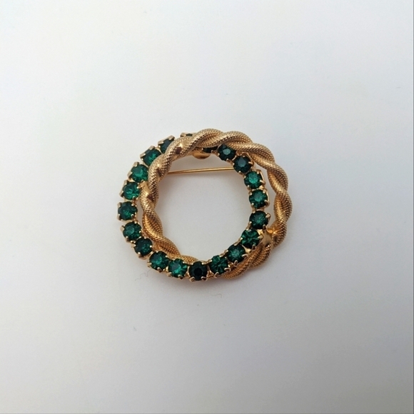 Vintage Emerald Rope Gold Brooch - Picture 2 of 6